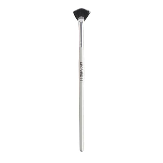 UROPARIS 141 Fan Brush for Makeup | Small Size with Synthetic Bristles & Wooden Handle