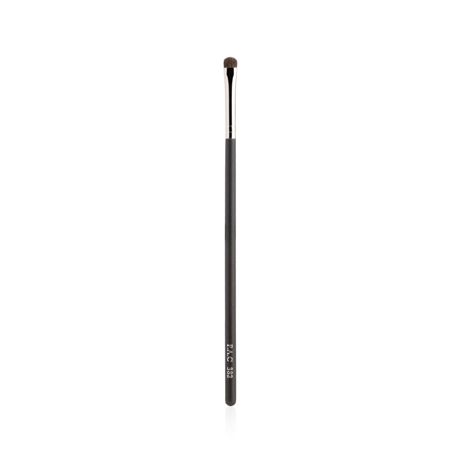 PAC Eyeshadow Brush 382